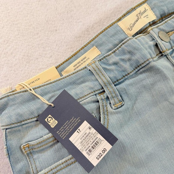 Universal thread Slim relax high waist blue denim jeans new with tags jeans - Picture 4 of 8
